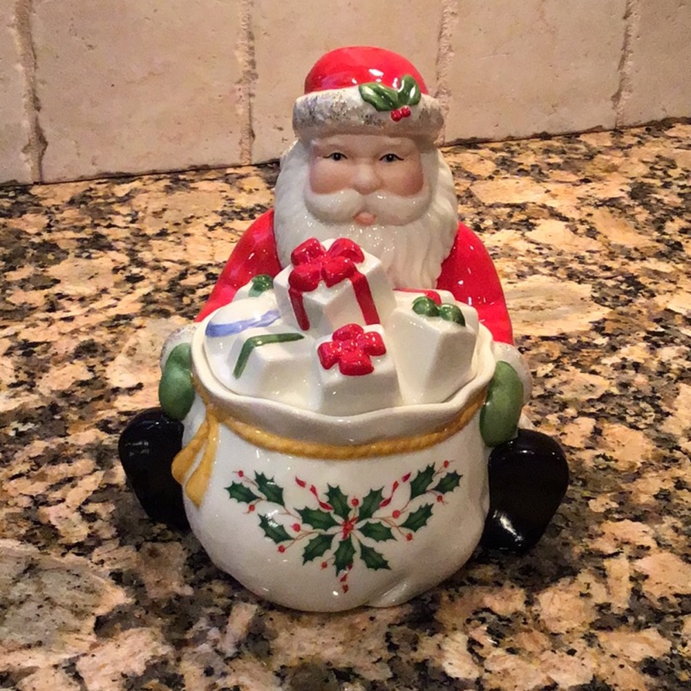 Lenox Santa covered candy dish